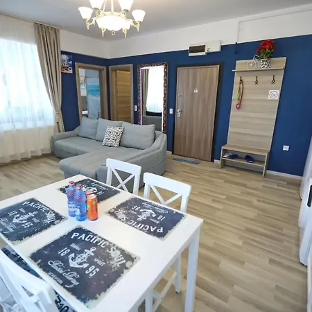 Aqua Marine Summerland Apartament *