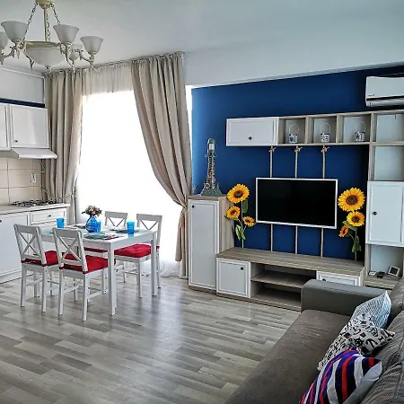Aqua Marine Summerland